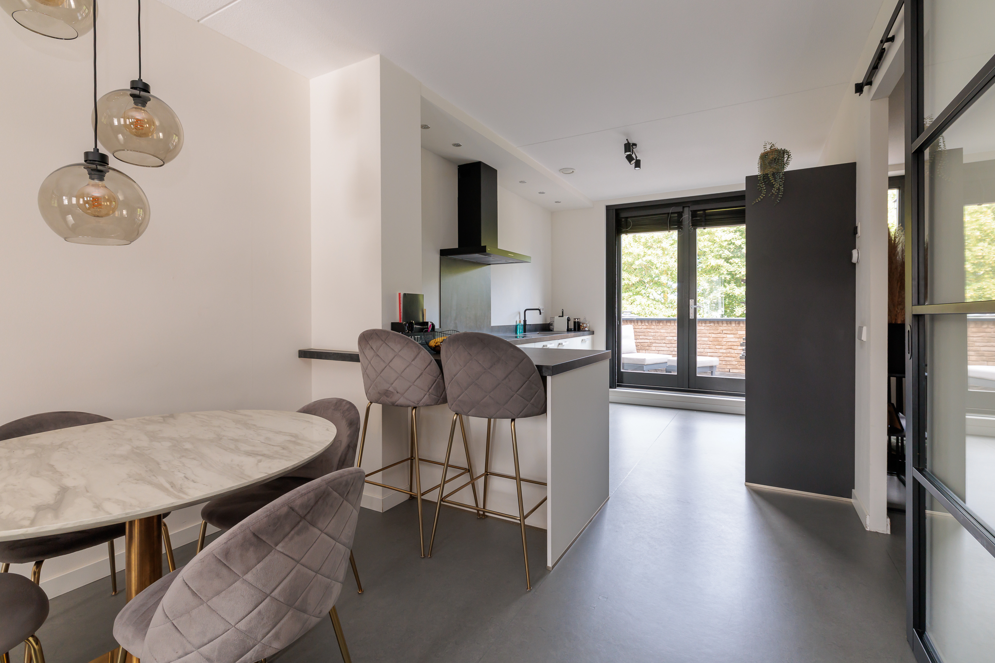 Dijkoever 31 , 2181 NK Hillegom 9