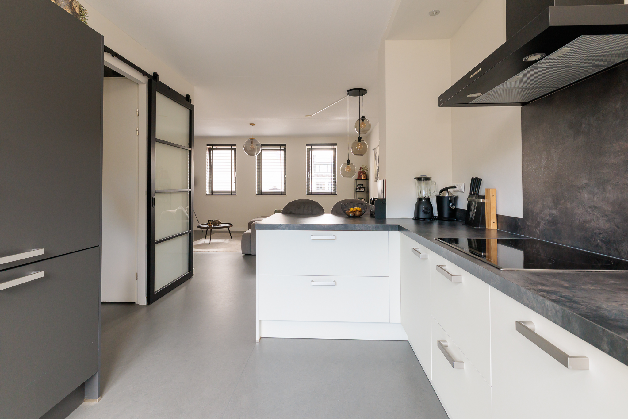 Dijkoever 31 , 2181 NK Hillegom 11