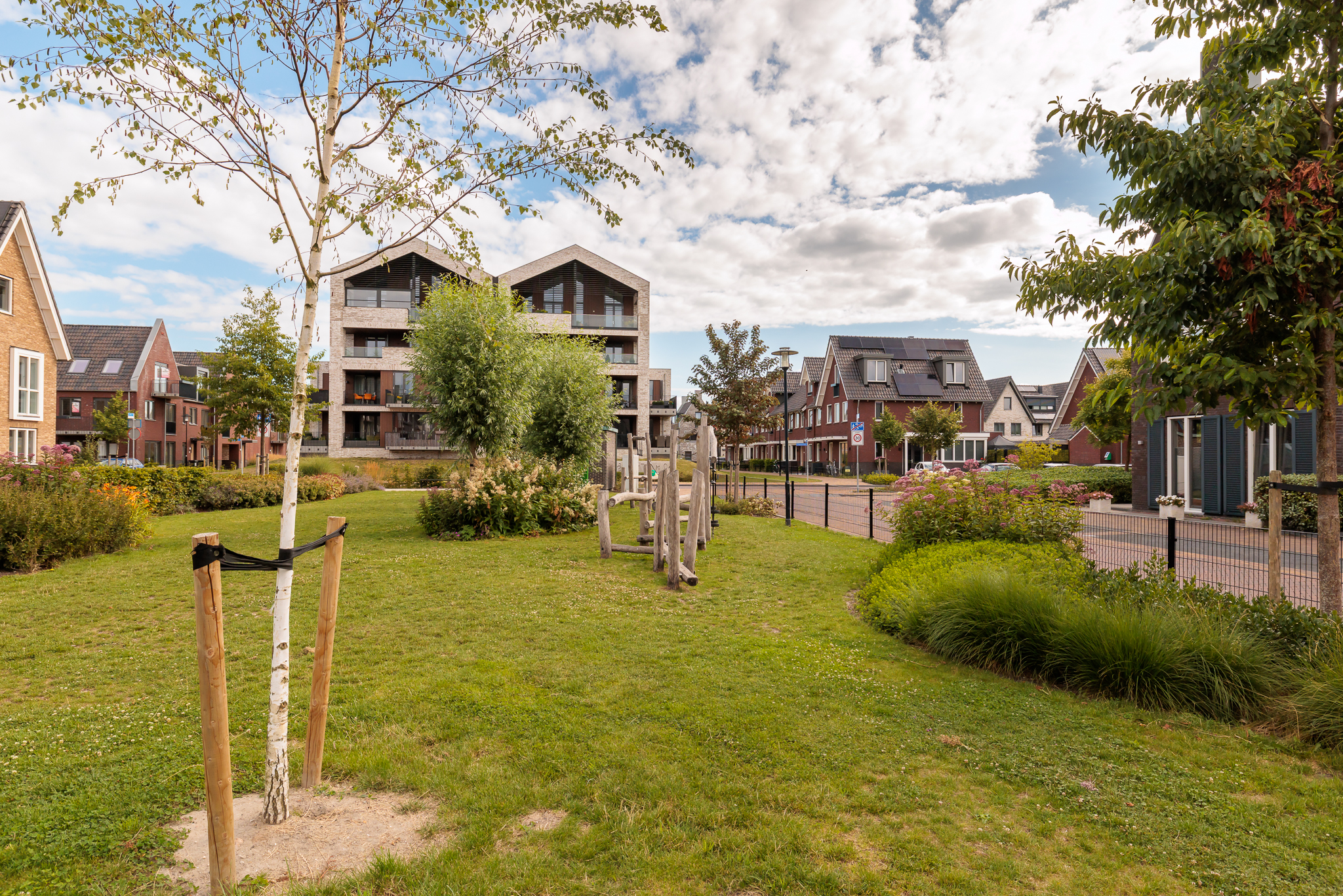 Dijkoever 31 , 2181 NK Hillegom 29